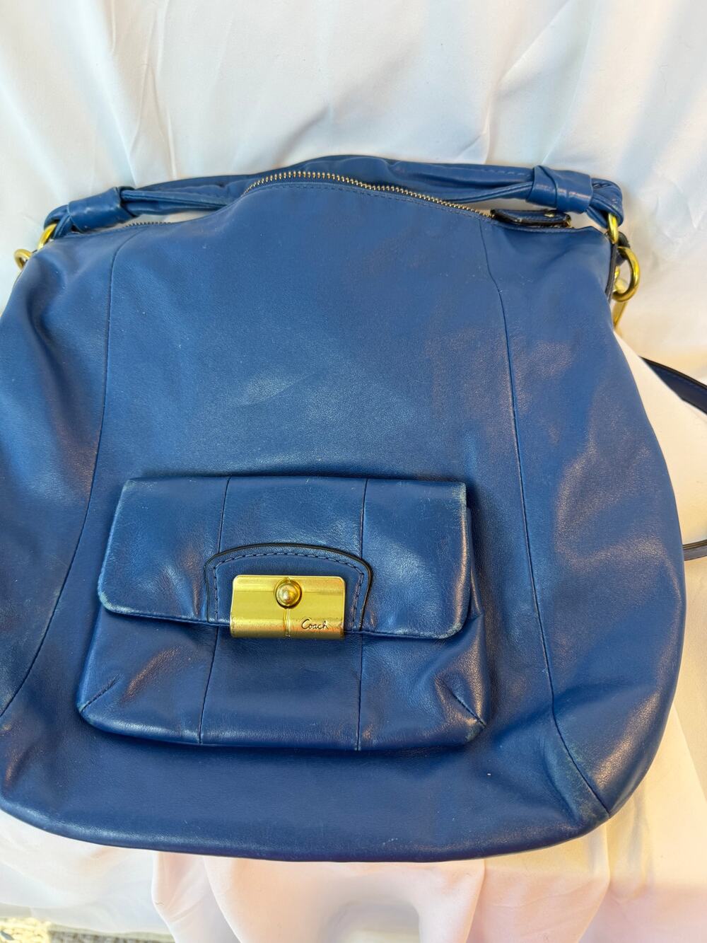 Coach Blue Smooth Leather Shoulder Bag Front Pocket Zip Top Hobo